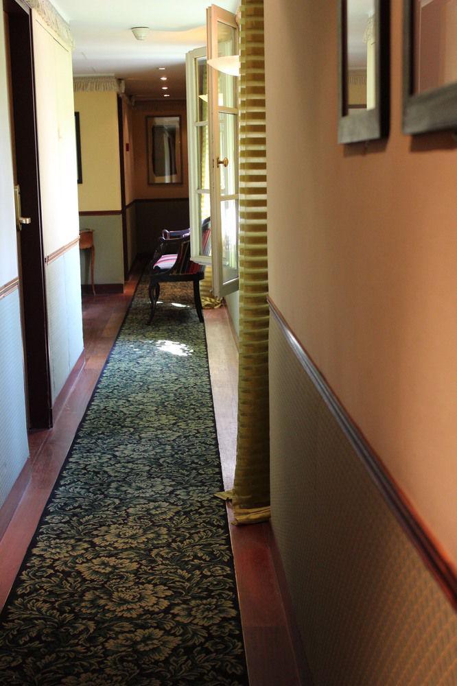 Saint Sulpice Hotel *